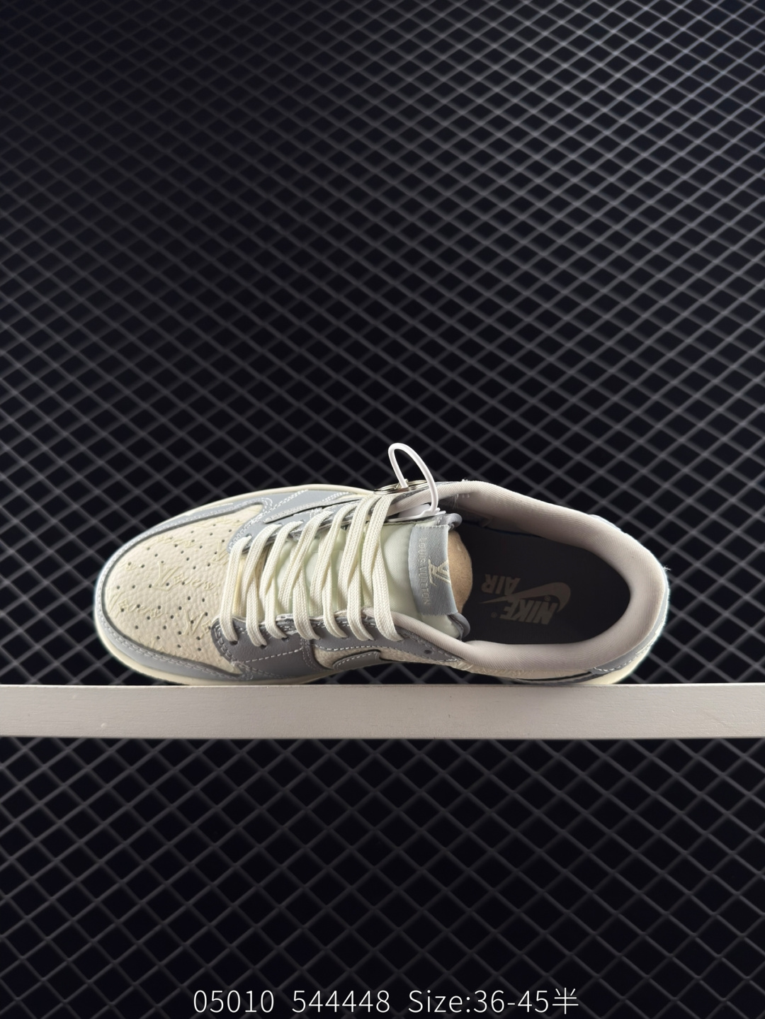 Nike AIR JORDAN 1 RETRO LOW